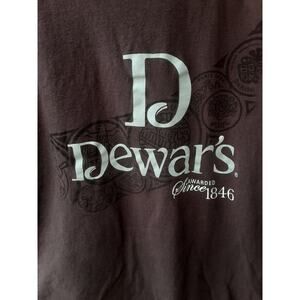 Dewar's Scotch Whiskey Awarded Since 1846 L Large Brown T Shirt